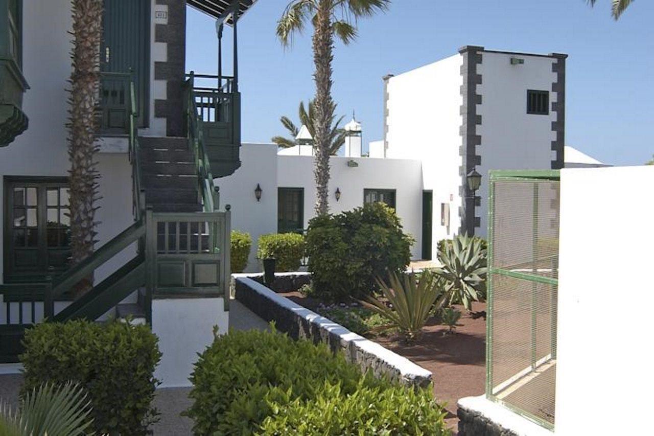 Apartamentos Los Pueblos Puerto del Carmen  Exterior foto